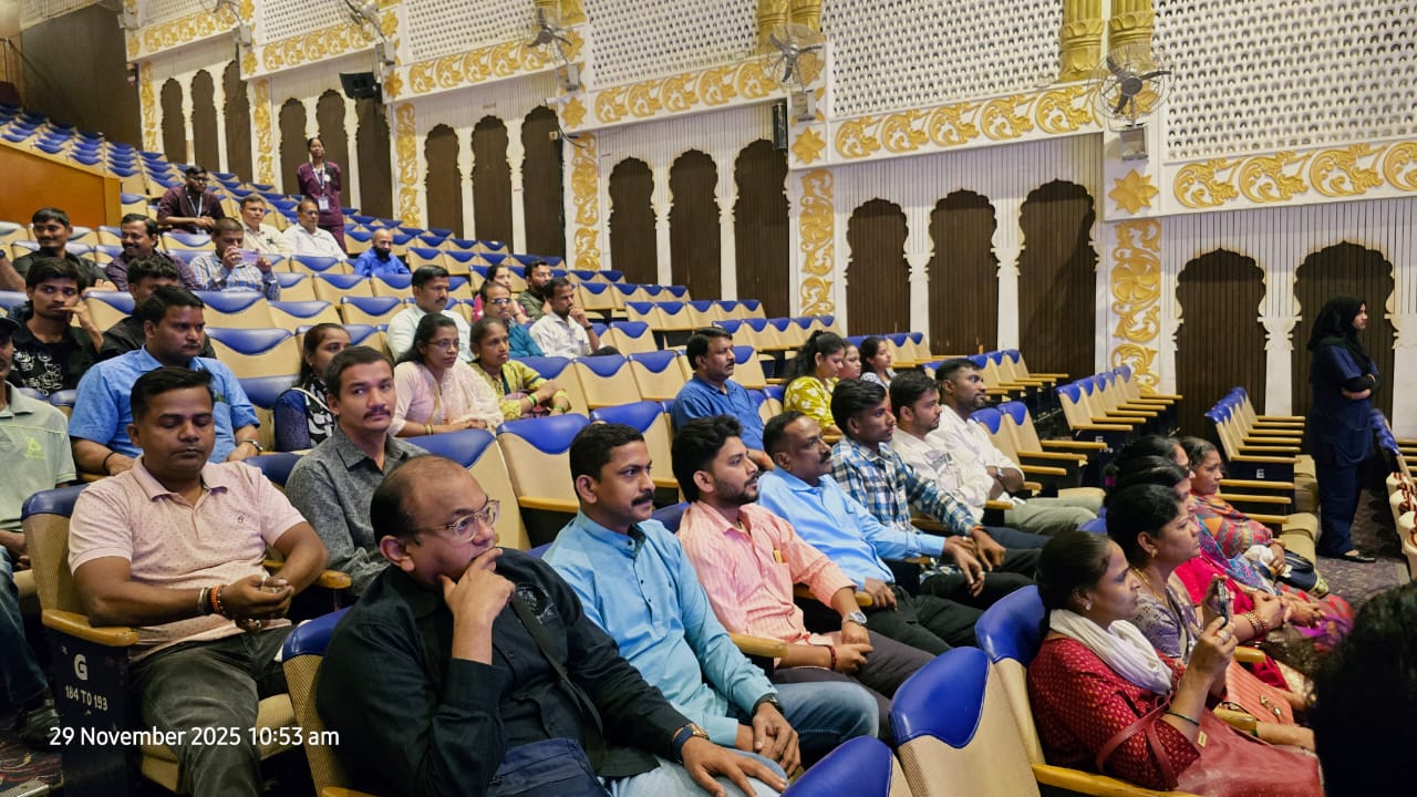 महाराष्ट्र प्रदूषण नियंत्रण मंडळ व आधार अबिलिटी फाउंडेशन यांच्या संयुक्त विद्यमाने मुंबई येथे हृदयविकाराचा झटका आल्यानंतर जीव वाचवण्यासाठी तात्काळ करण्यात येणाऱ्या उपयोजनांचे प्रात्यक्षिक आणि माहिती ( CPR) याच्या कार्यशाळेचे आयोजन करण्यात आले होते. 