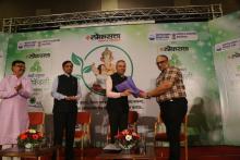 लोकसत्ता व म. प्र. नि. मंडळ यांच्या संयुक्त विद्यमाने पर्यावरण पूरक घरगुती गणेश उत्सव स्पर्धा २०२१